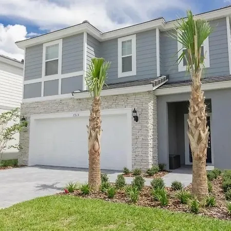 7 Bedrooms- 5,5 Bathrooms- Solterra 7215Ol